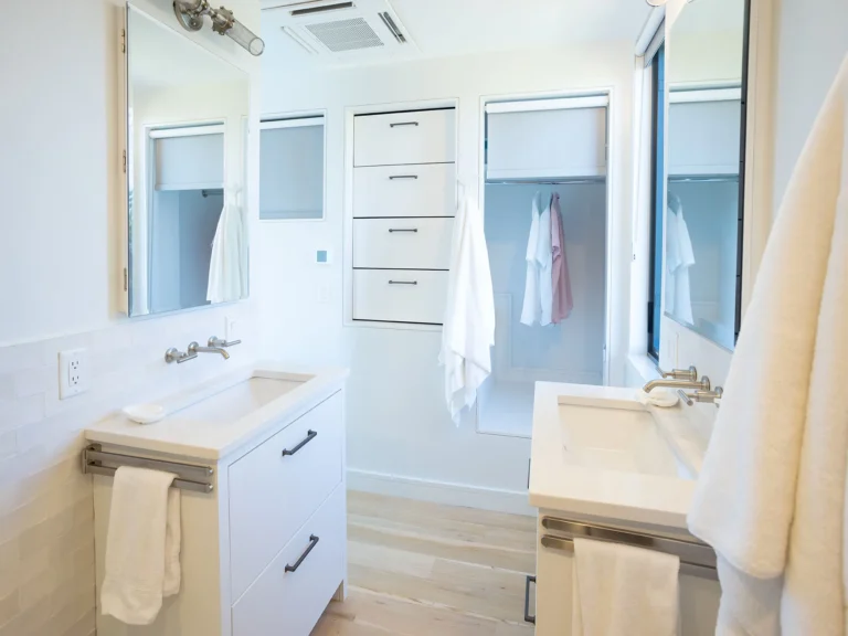 Upstairs Bathroom and Storage